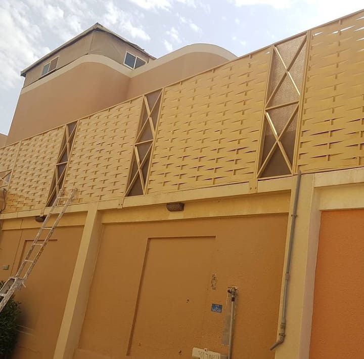 سواتر مقاومة للرياح والصدمات - مؤسسة القاسم الرياض - ورشة حدادة بالرياض