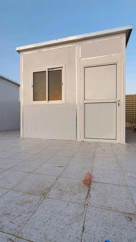 تطبيقات متنوعة - تفصيل سواتر ومظلات