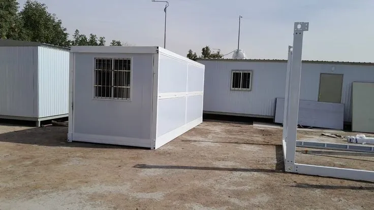 غرفة ساندوتش بانل خارجية - عمل حداد هنجار محترف