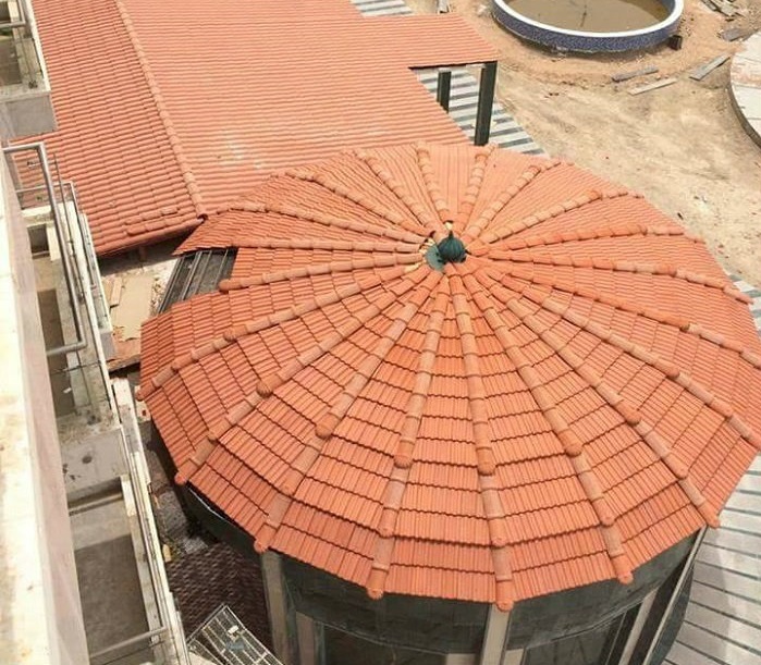 قرميد أسود مودرن للفلل الحديثة في الرياض - ورشة حدادة بالرياض