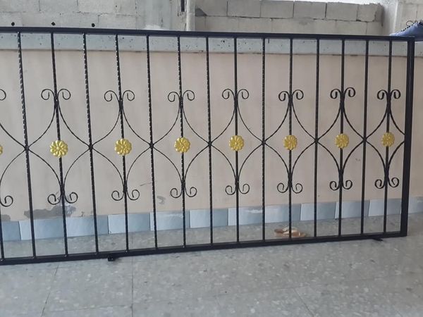 سواتر أحواش وحدائق الرياض - حداد هنجار متخصص