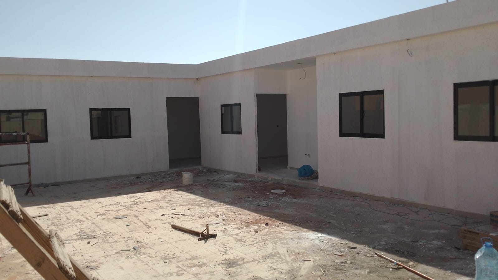 ملاحق تشطيب ملحقات خارجية - ورشة حدادة بالرياض