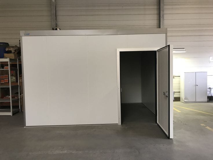 مكاتب إدارية من الساندوتش بانل لمؤسسات الرياض - أبواب حديد ليزر