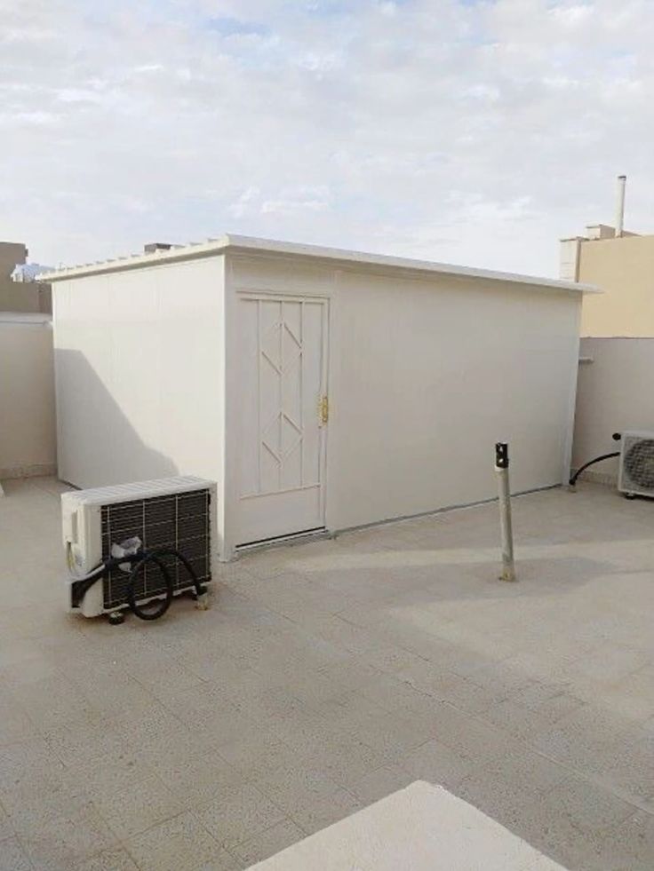 فصول دراسية جاهزة من الساندوتش بانل للمدارس الرياض - ورشة حدادة بالرياض