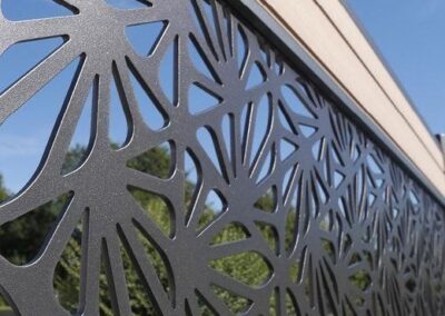 سواتر ليزر رائعة 2026 شركة القاسم - أفضل ورشة حدادة بالرياض