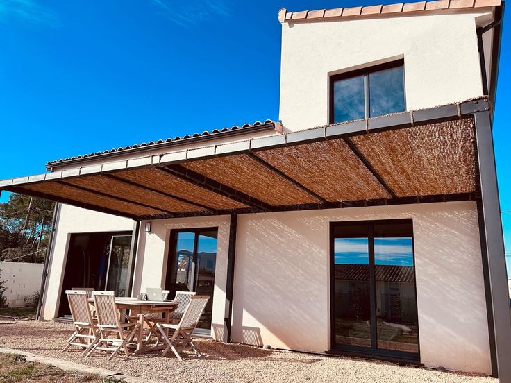 شركة القاسم لتركيب جميع انواع المظلات - حداد رخيص وممتاز